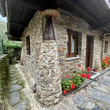 Bonito Apartamento Rural Con Wifi Gratis,terraza Y Piscina En Prázdninový dům Navelgas