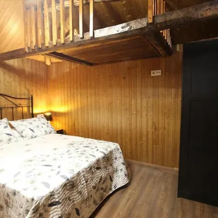 Prázdninový dům Bonito Apartamento Rural Con Wifi Gratis,terraza Y Piscina En