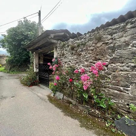 Prázdninový dům Bonito Apartamento Rural Con Wifi Gratis,terraza Y Piscina En