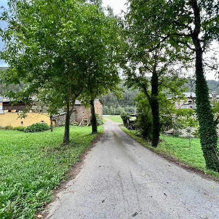 Bonito Apartamento Rural Con Wifi Gratis,terraza Y Piscina En * Navelgas