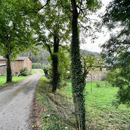 Bonito Apartamento Rural Con Wifi Gratis,terraza Y Piscina En Prázdninový dům Navelgas